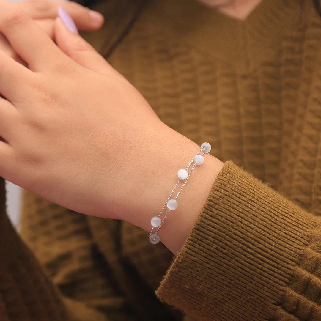 Benefits of wearing silver bracelets